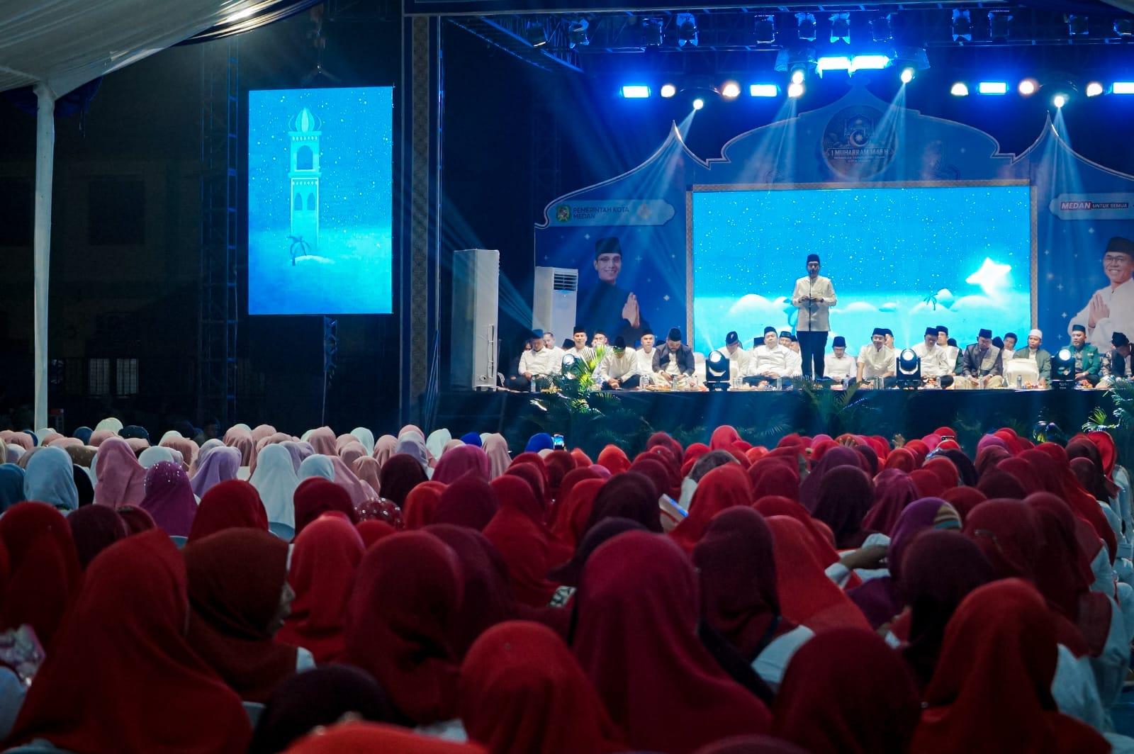 Momentum 1 Muharam, Rico Waas Ajak Warga Medan Berhijrah dari Hal Sederhana - Tribun-medan.com