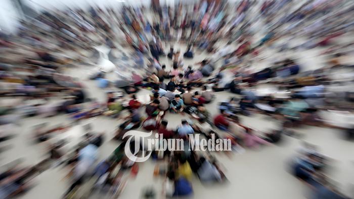 Berita Foto: RIBUAN Santri Tadarus Massal di Pesantren Ar-Raudlatul Hasanah pada Ramadhan 1445 H - 13032024_TADARUS-MASSAL_ABDAN-SYAKURO-12.jpg