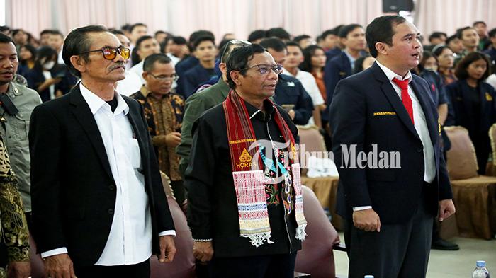 Berita Foto: HUKUM Tak Tegak Tanpa Perbaikan Sistem Politik, Mahfud MD Isi Kuliah Umum di Nommensen - 15012024_KULIAH-UMUM_ABDAN-SYAKURO-11.jpg