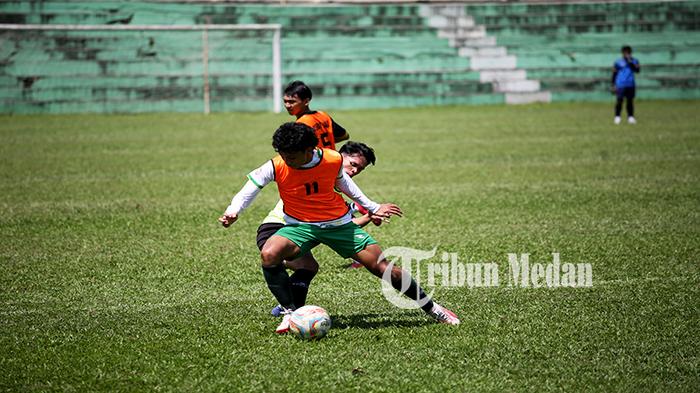 Berita Foto: Ini Harapan Pelatih Timnas U-20 Indra Sjafri, Pantau Tim PON Sumut di Stadion Pardede - 18042024_SELEKSI-PEMAIN_ABDAN-SYAKURO-9.jpg