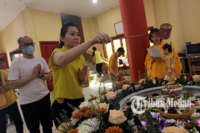 Berita Foto: Perayaan Waisak 2568 BE, Menjadi Momentum Umat Buddha Membersihkan Diri - 23052024_PERAYAAN_WAISAK_DANIL_SIREGAR_4jpg.jpg