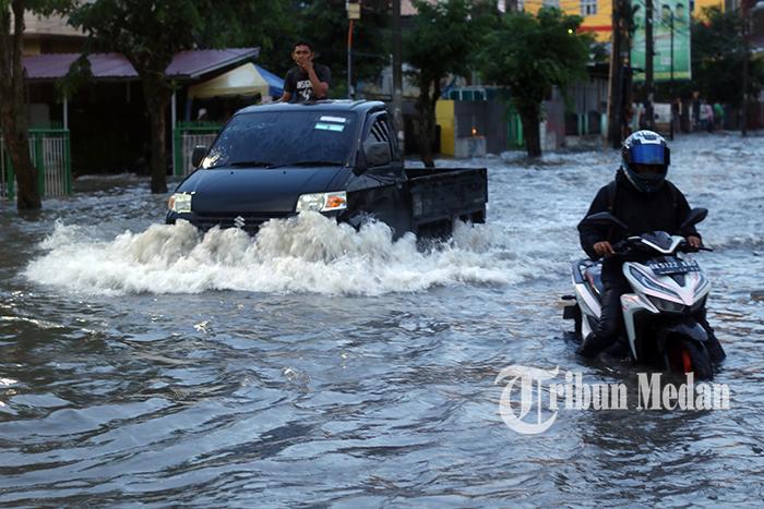 29092023_BANJIR_MEDAN_DANIL_SIREGARjpg.jpg