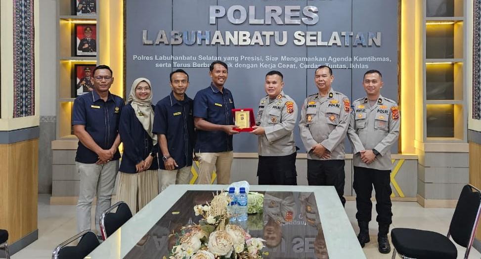 Raih Penghargaan KPPN Rantau Prapat Award, Kapolres Labusel: Terima Kasih Atas Kerja Keras Personel