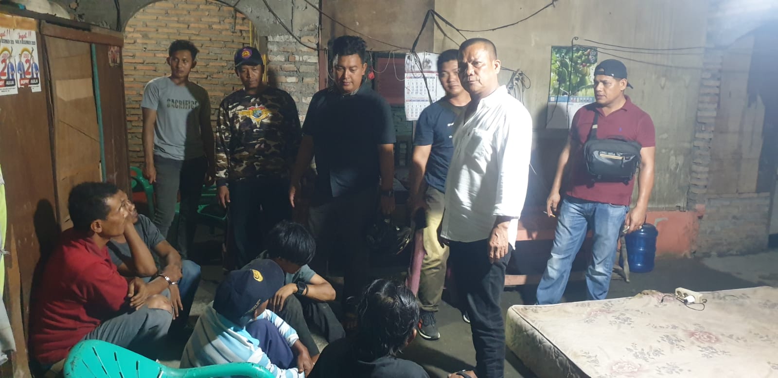 Sisir Lapak Narkoba, 5 Pria Ditangkap Tim Polres Pelabuhan Belawan Sela-sela Penggerebekan