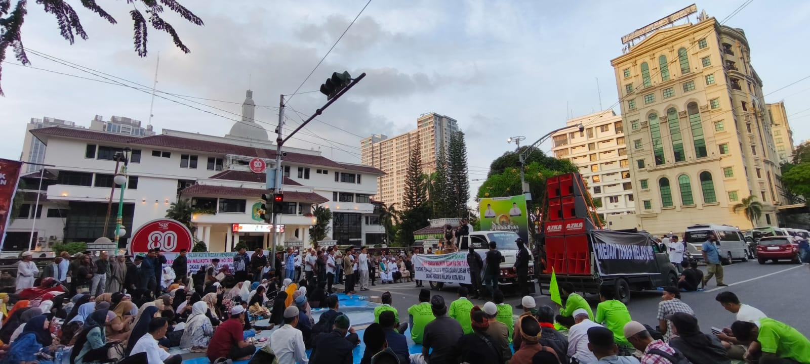 Aliansi Umat Islam Aksi Damai, Dukung SE Wali Kota Tata Kelola Penjualan Daging Non-halal