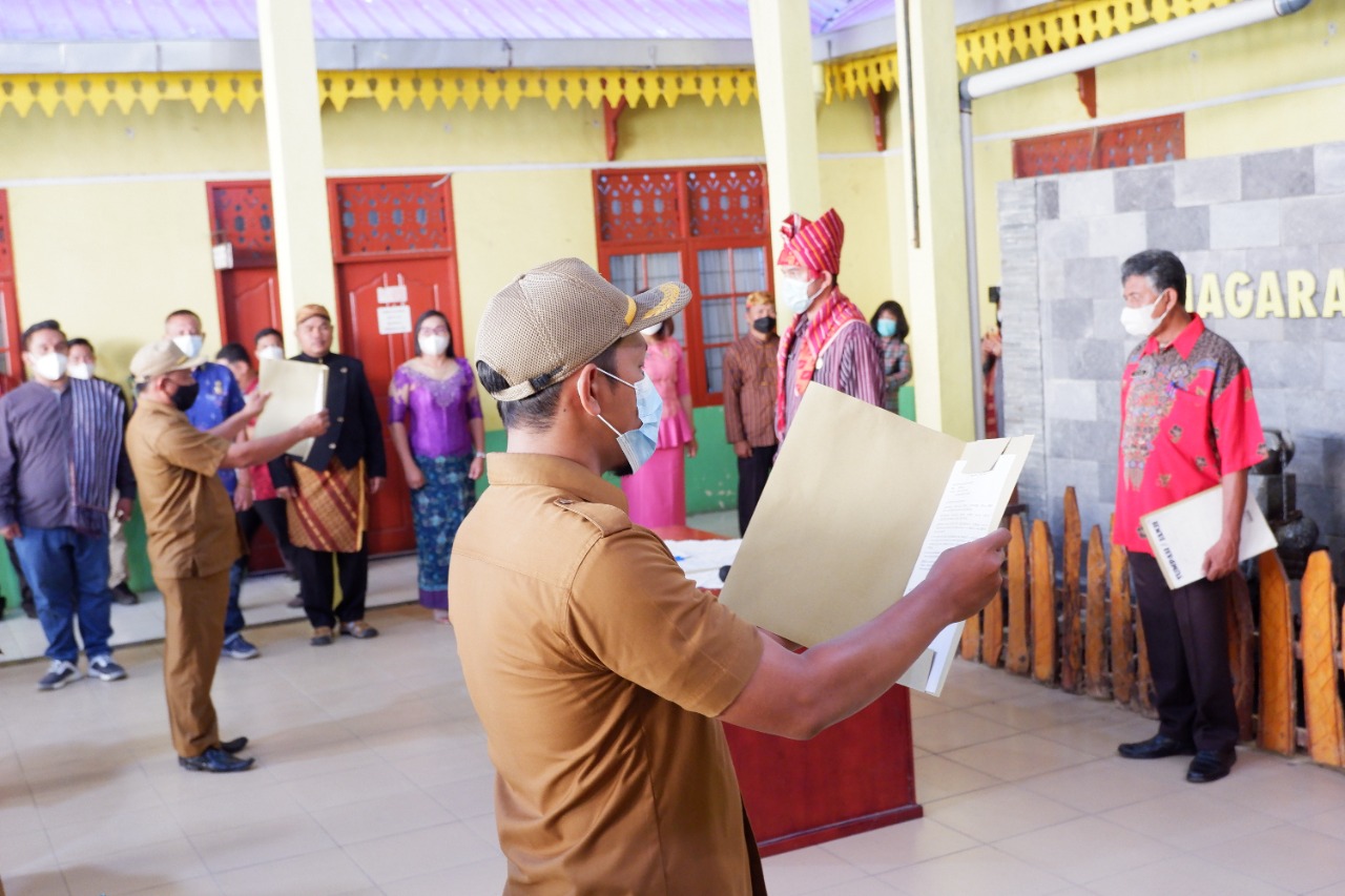 Plt Camat Medan Helvetia Resmi Lantik 85 Kepling se-Kecamatan Medan Helvetia Masa Bakti 2022-2025