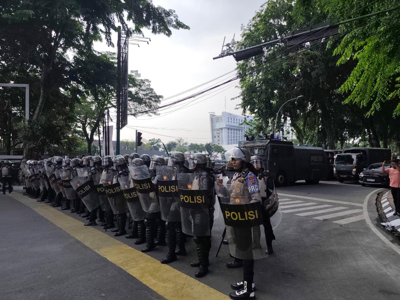 Unjuk Rasa di DPRD Sumut: 42 Orang Dipulangkan, 2 Positif Narkoba Ditangani