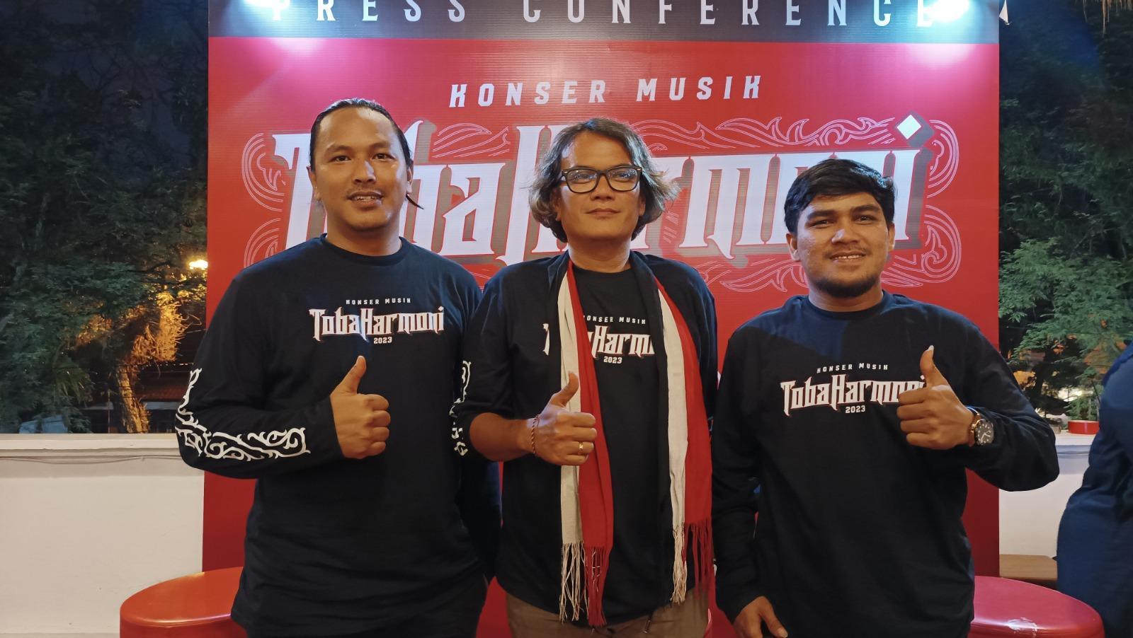 Arif-promotor-Era-Production-kiri-Vicky-Sianipar-tengah.jpg