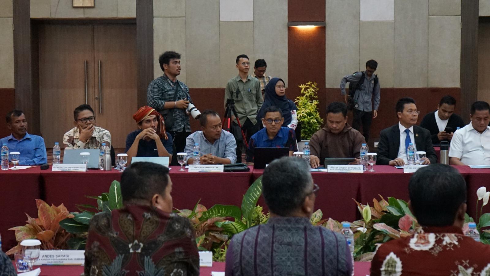 Badan-Legislasi-Baleg-DPR-RI-menggelar-kunjungan.jpg