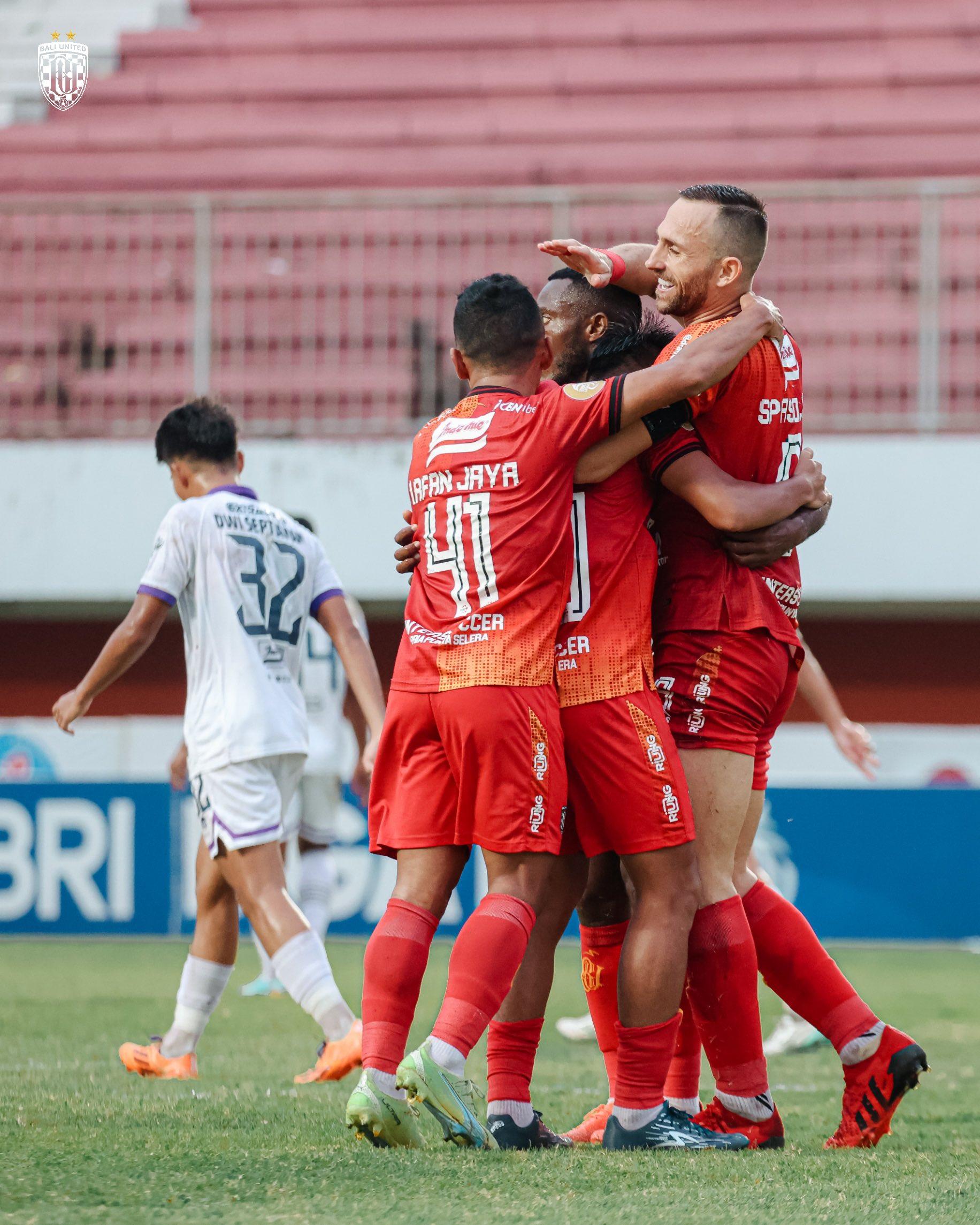 Bali-united-spaso.jpg