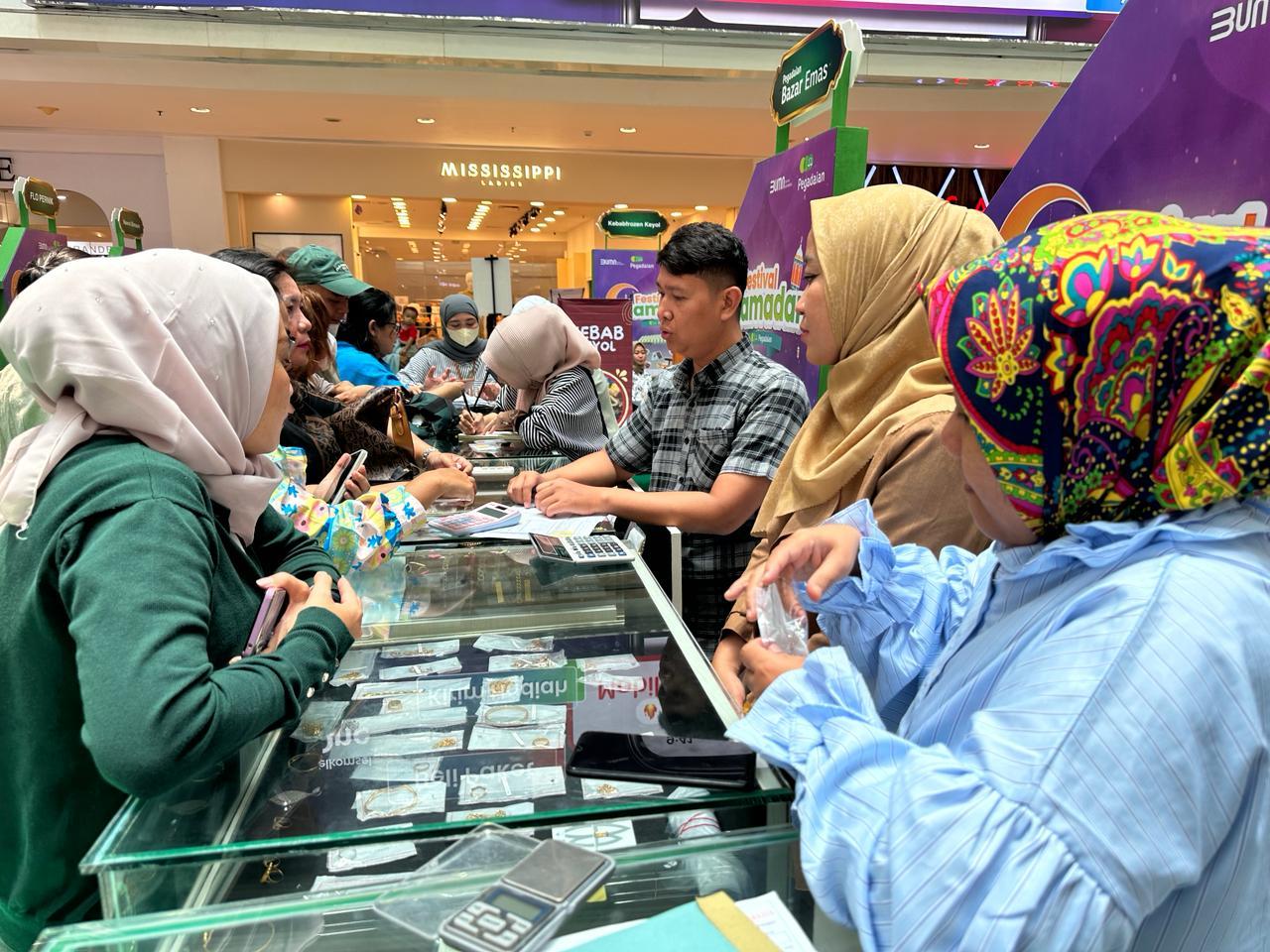 Bazar-Emas-Pegadaian-digelar-di-Plaza-Medan-Fair-kota-Medan.jpg
