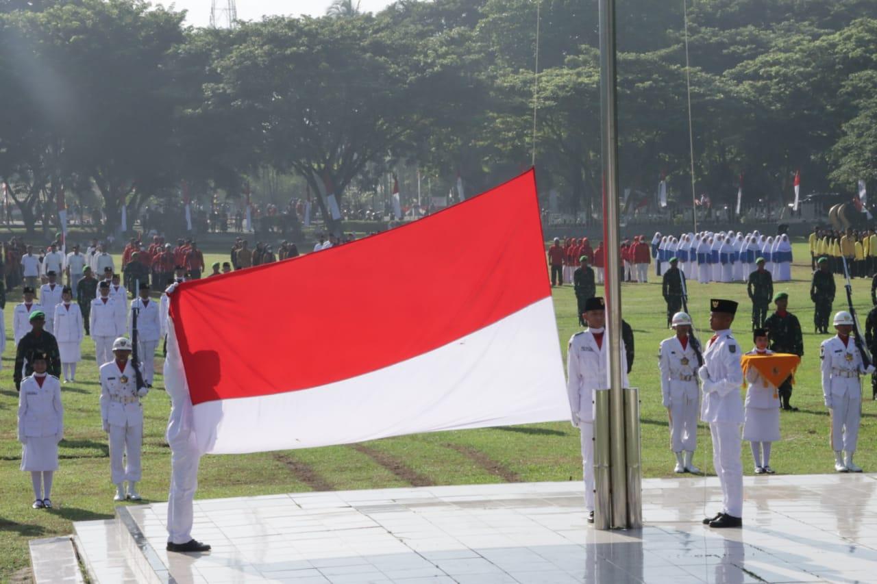 Bendera-merah-Putih-hut-ke-77-tribunn-medann.jpg