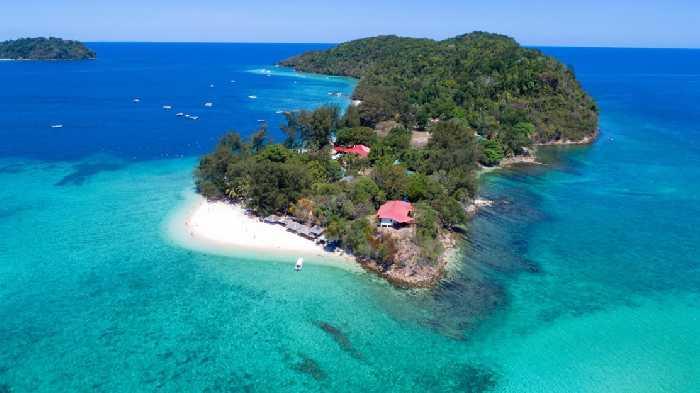 Berwisata-Pantai-dan-Pulau-Terbaik-di-Sabah-Seperti-Melarikan-Diri-Ke-Surga.jpg