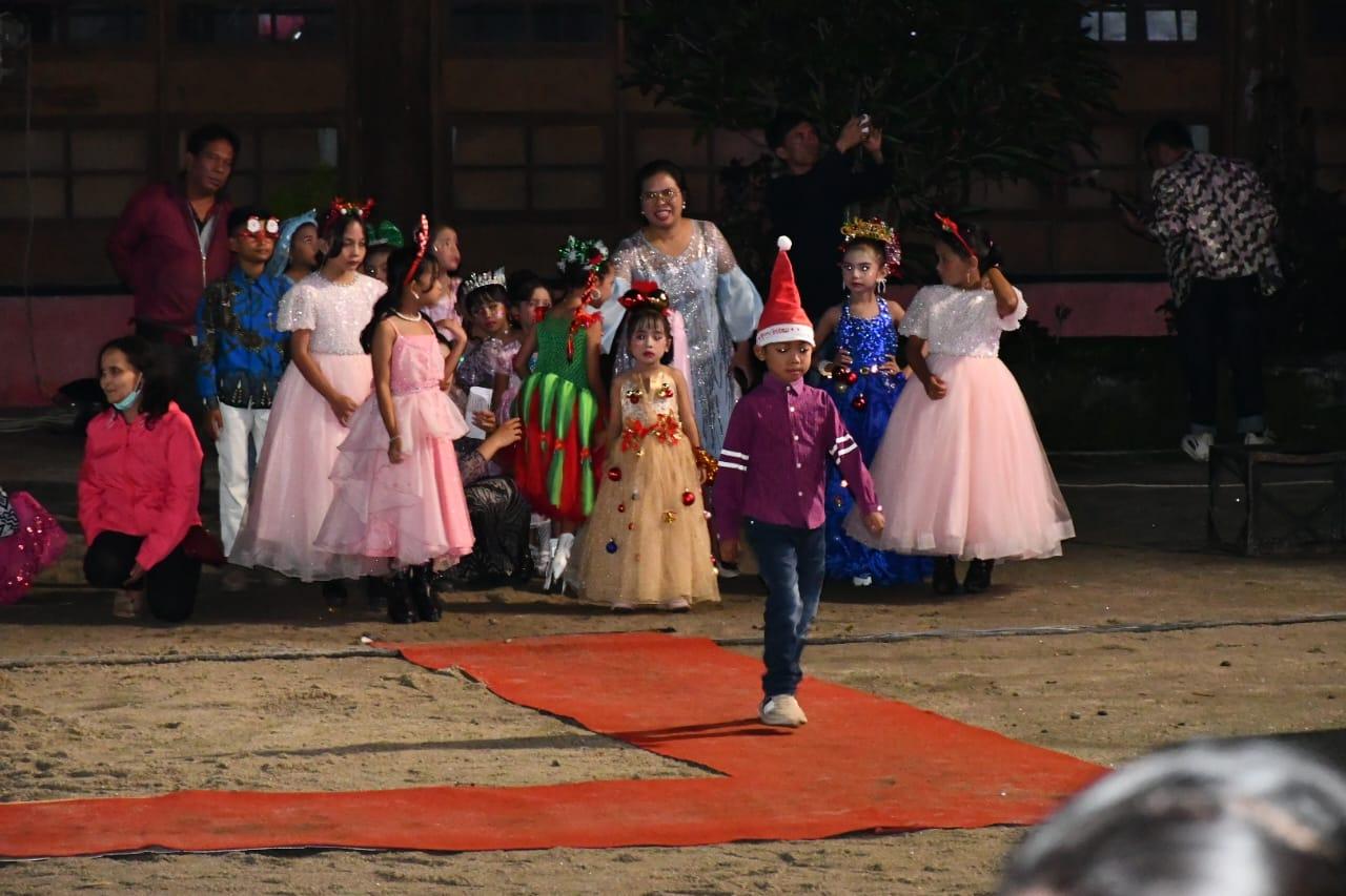 Bupati-dan-Wabup-Toba-Hadiri-Malam-Hiburan-Christmas-Season.jpg