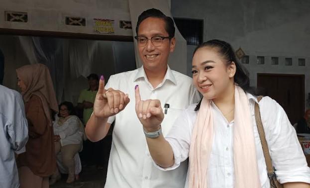Calon-Walikota-Medan-Rico-Tri-Putra-Bayu-Waas-dan-istrinya-Airin-Waas_.jpg