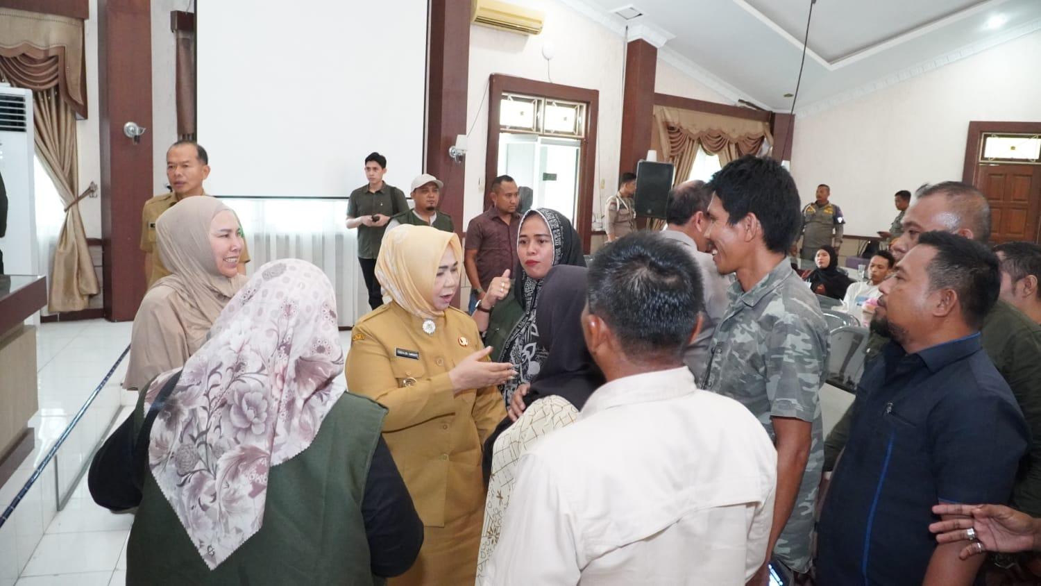 Pemkab Percepat Realisasi Bantuan Korban Banjir 16 Kecamatan di Langkat - Tribun-medan.com