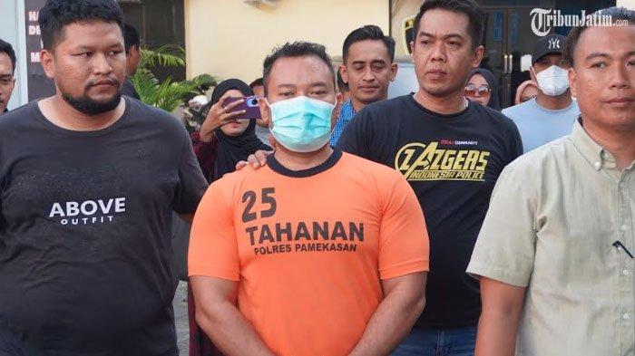 DIAMANKAN-Wajah-tersangka-Zainal-Arifin-yang-cekik-kurir-JNT-lantaran-paketan-Hp.jpg