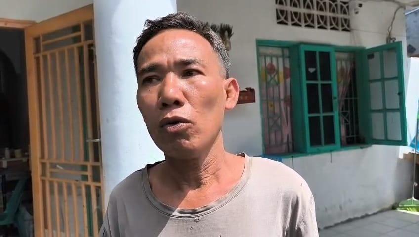 Darfan-52-ayah-korban-saat-ditemui-dikediamannya.jpg