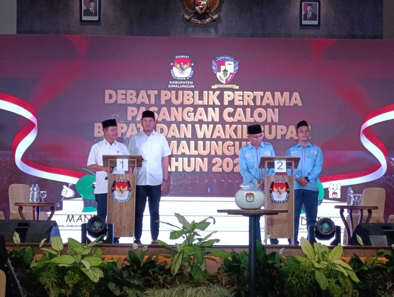 Debat-Publik-Perdana-Calon-Bupati-dan-Wakil-Bupati-Simalungun.jpg