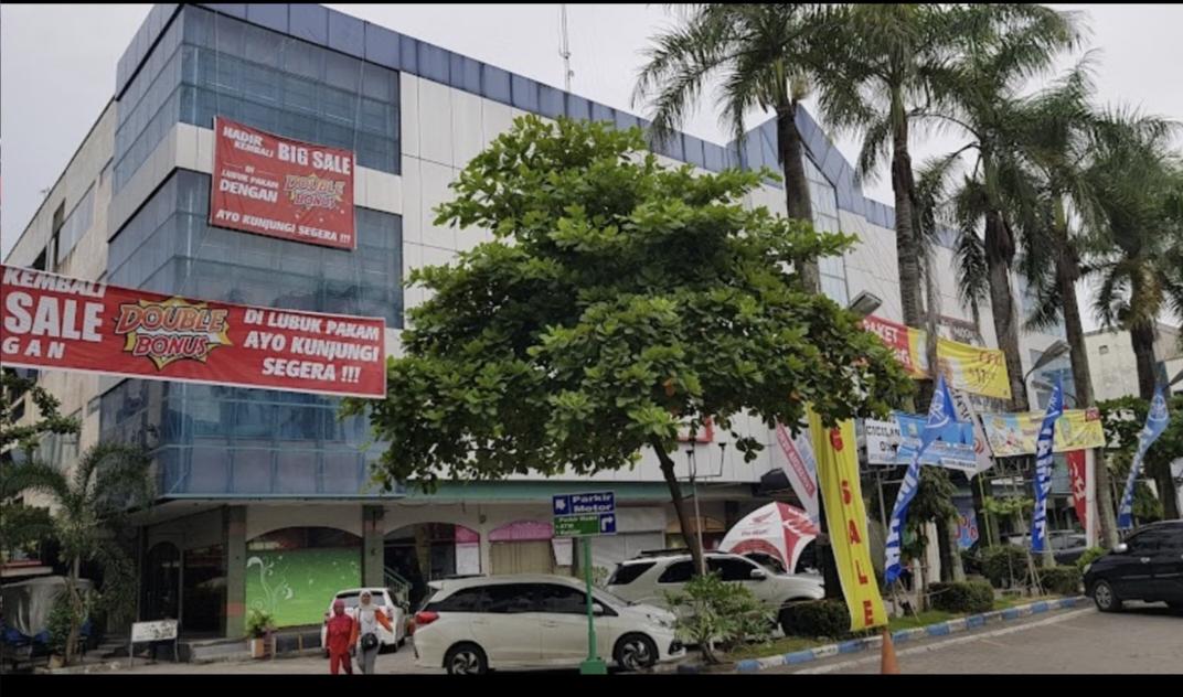 Deli-Mas-Plaza-Lubukpakam.jpg
