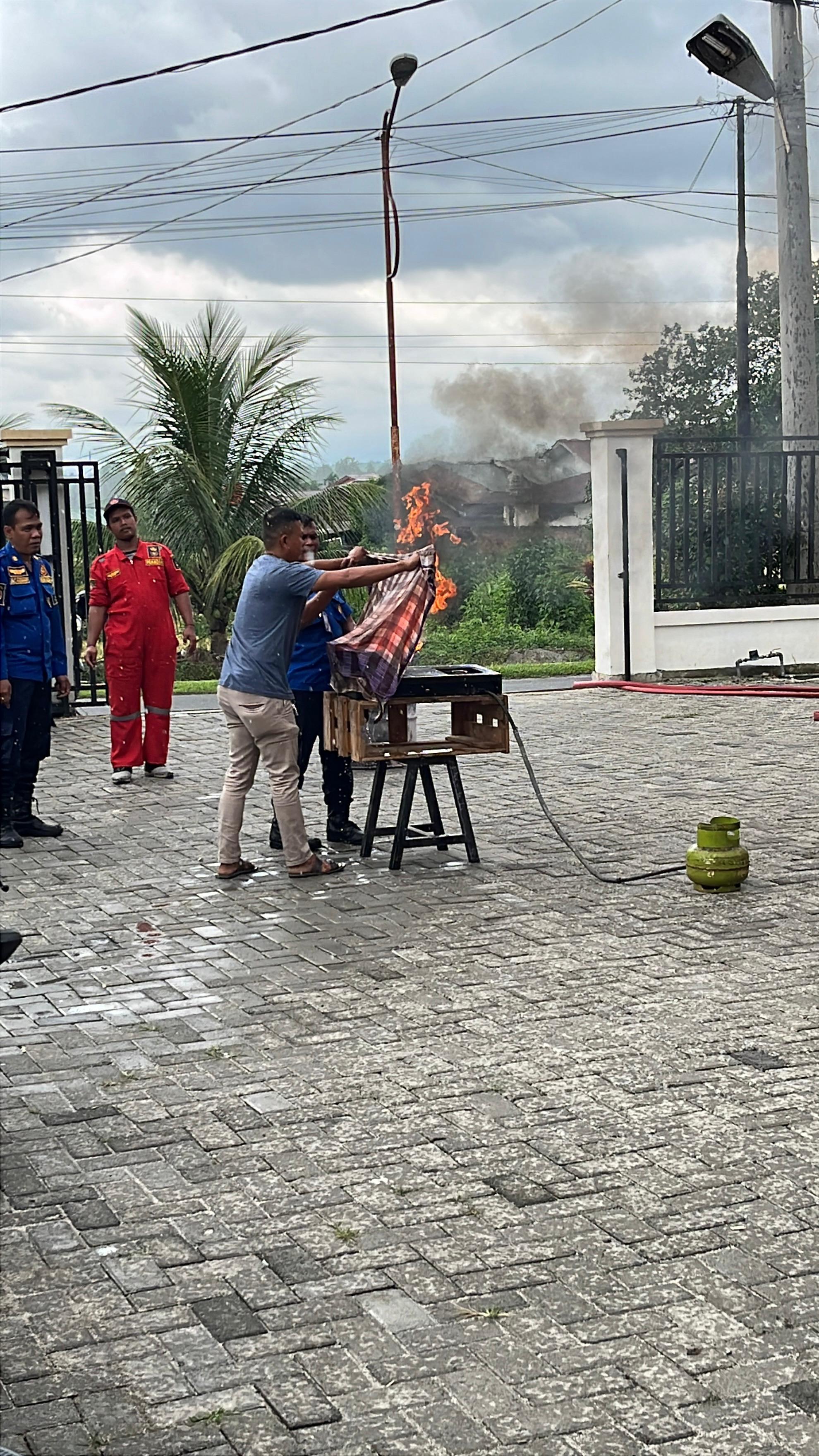 Sosialisasi ke Tiap Kecamatan, Damkar Kota Siantar Ingin Partisipasi Masyarakat Terbentuk