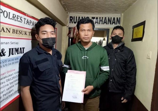 TAMPANG Dosen IAKN yang Cabuli Mahasiswanya saat Resmi Ditahan