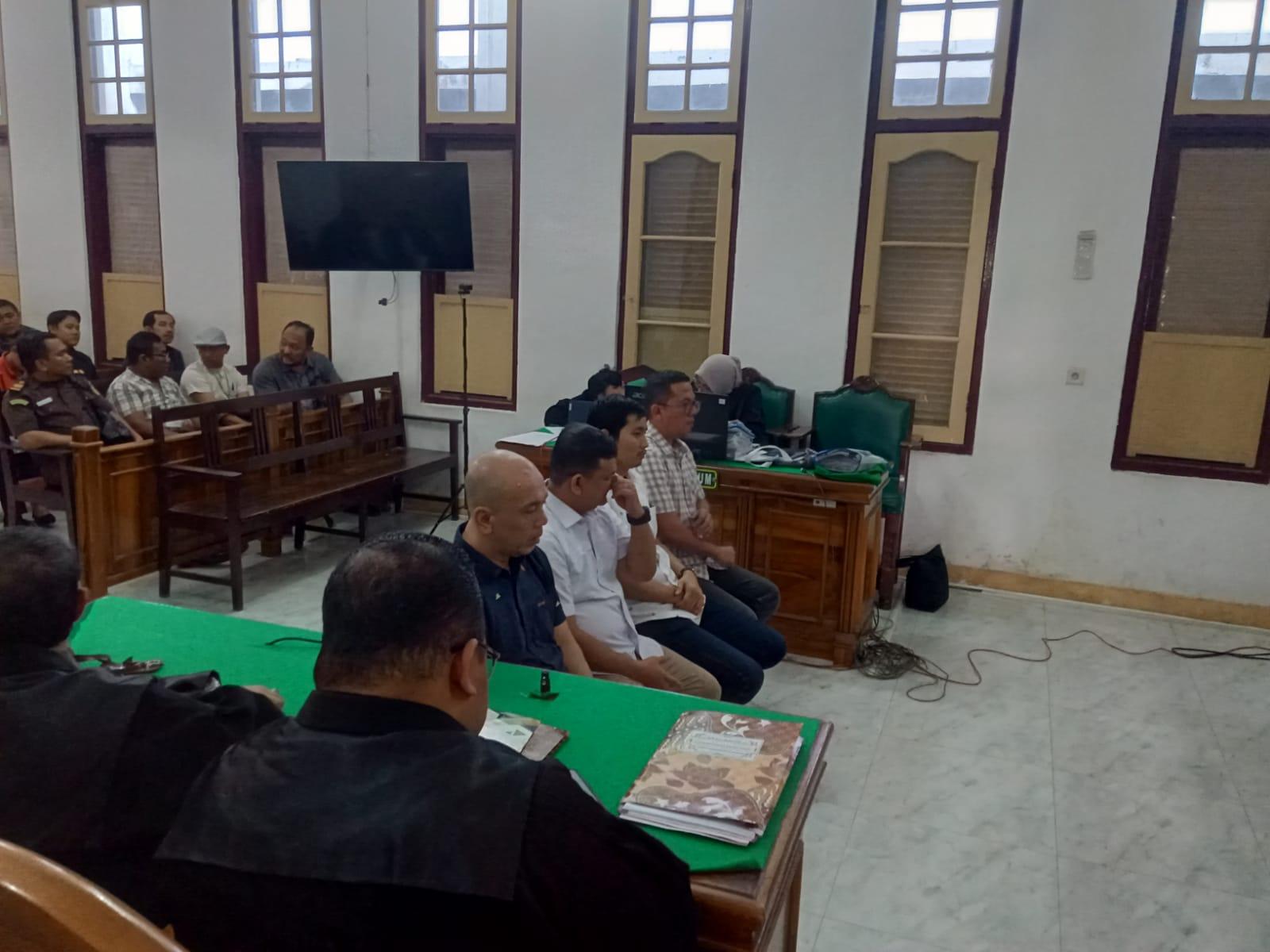 Dua-Kepala-Dinas-di-Medan-bersama-dua-terdakwa-lainnya.jpg