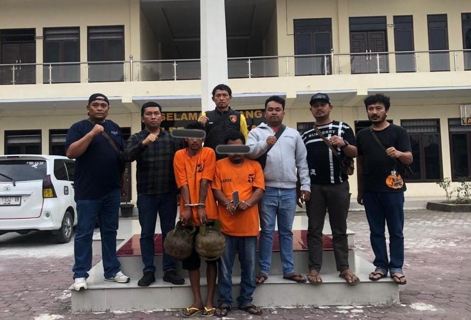 Dua-pelaku-pembobolan-rumah-diamankan-di-Mapolres-Tanah-Karo.jpg
