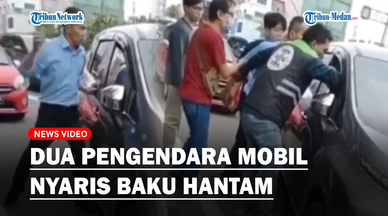Dua-pengendara-mobil-nyaris-baku-hantam.jpg