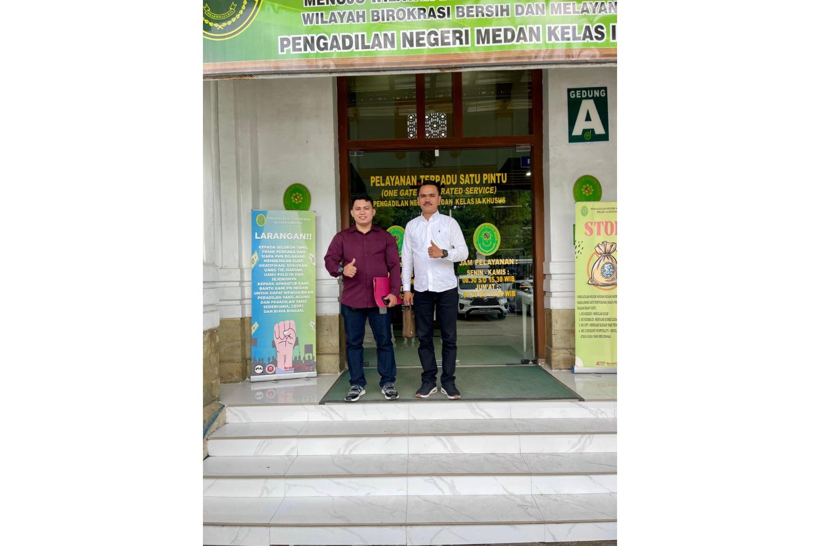 Eben-Haezer-dan-Torotodozisokhi-Laia-saat-tengah-berada.jpg