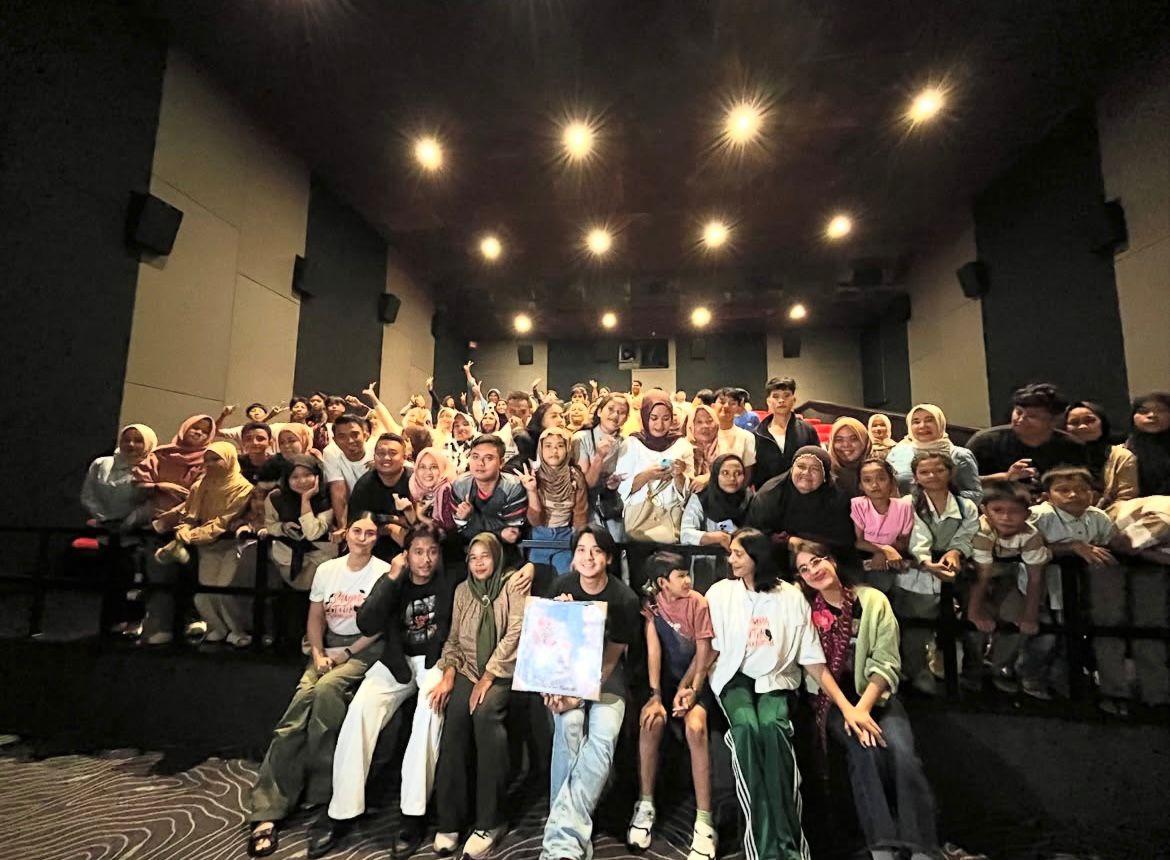 FILM-BIOSKOP-Ratusan-penonton-memadati-Theater-2.jpg