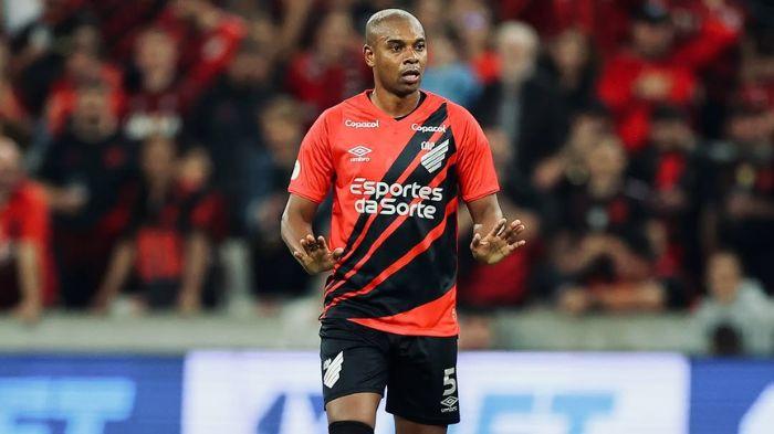 Fernandinho.jpg