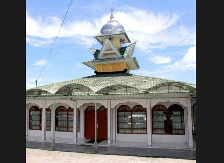 Foto-Masjid-Telaga-Zam-Zam-sebelum-direnovasi.jpg