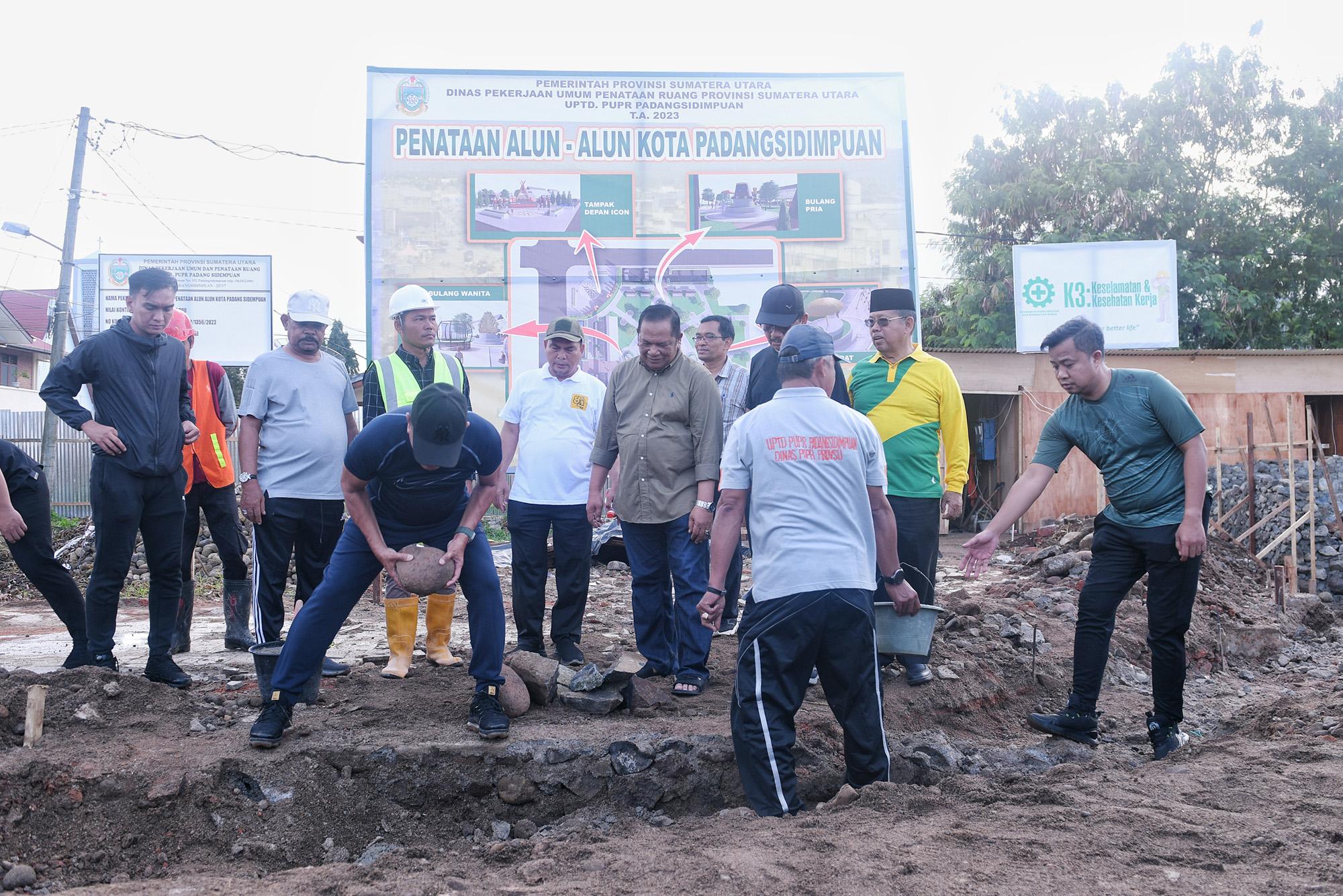 Pembangunan Alun-alun Kota Padangsidimpuan Dimulai, Gunakan APBD Pemprov Sumut Senilai Rp 4,6 Miliar