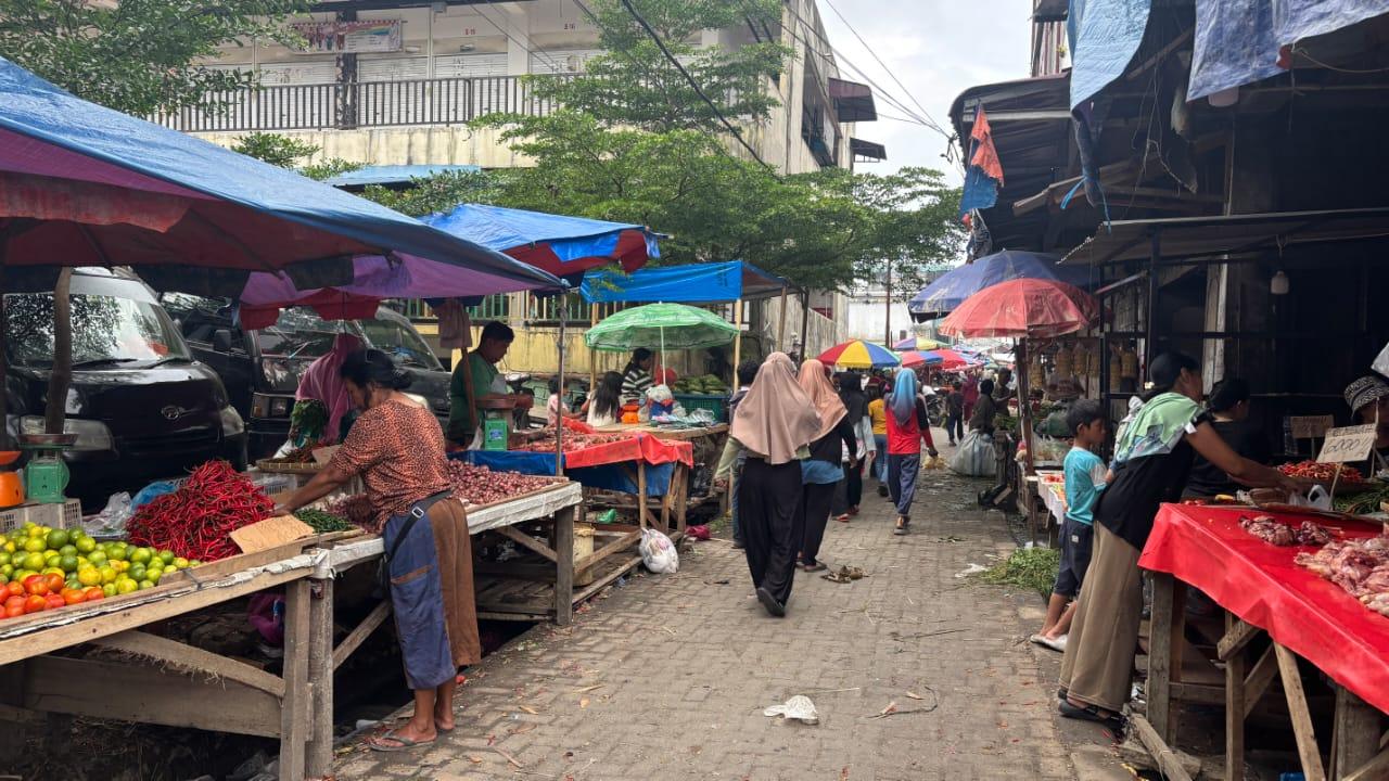 HARGA-BAHAN-POKOK-Suasana-Pasar-Tradisional.jpg