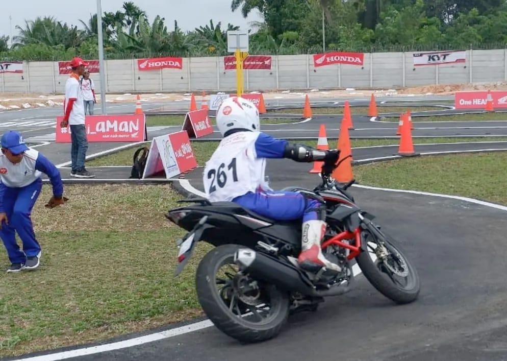 Hadapi-Safety-Riding-Camp-2025-Duta-Safety-Riding-Sumut-Siap-Cetak-Prestasi.jpg