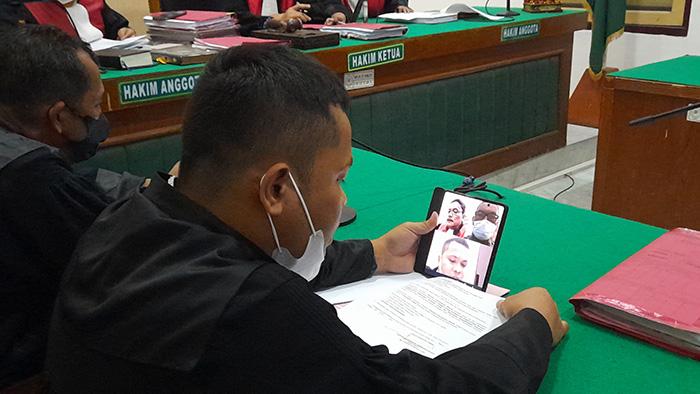 Hisarma-Pancamotan-Manalu-terdakwa-penganiayaan-berujung-tewasnya-tahanan.jpg