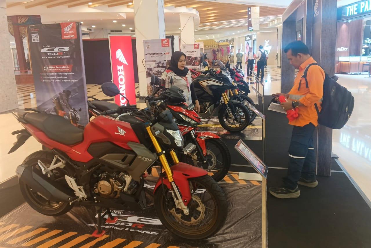 Honda-Sport-Motoshow-Siap-Wujudkan-Impian-Pecinta-Kecepatan.jpg