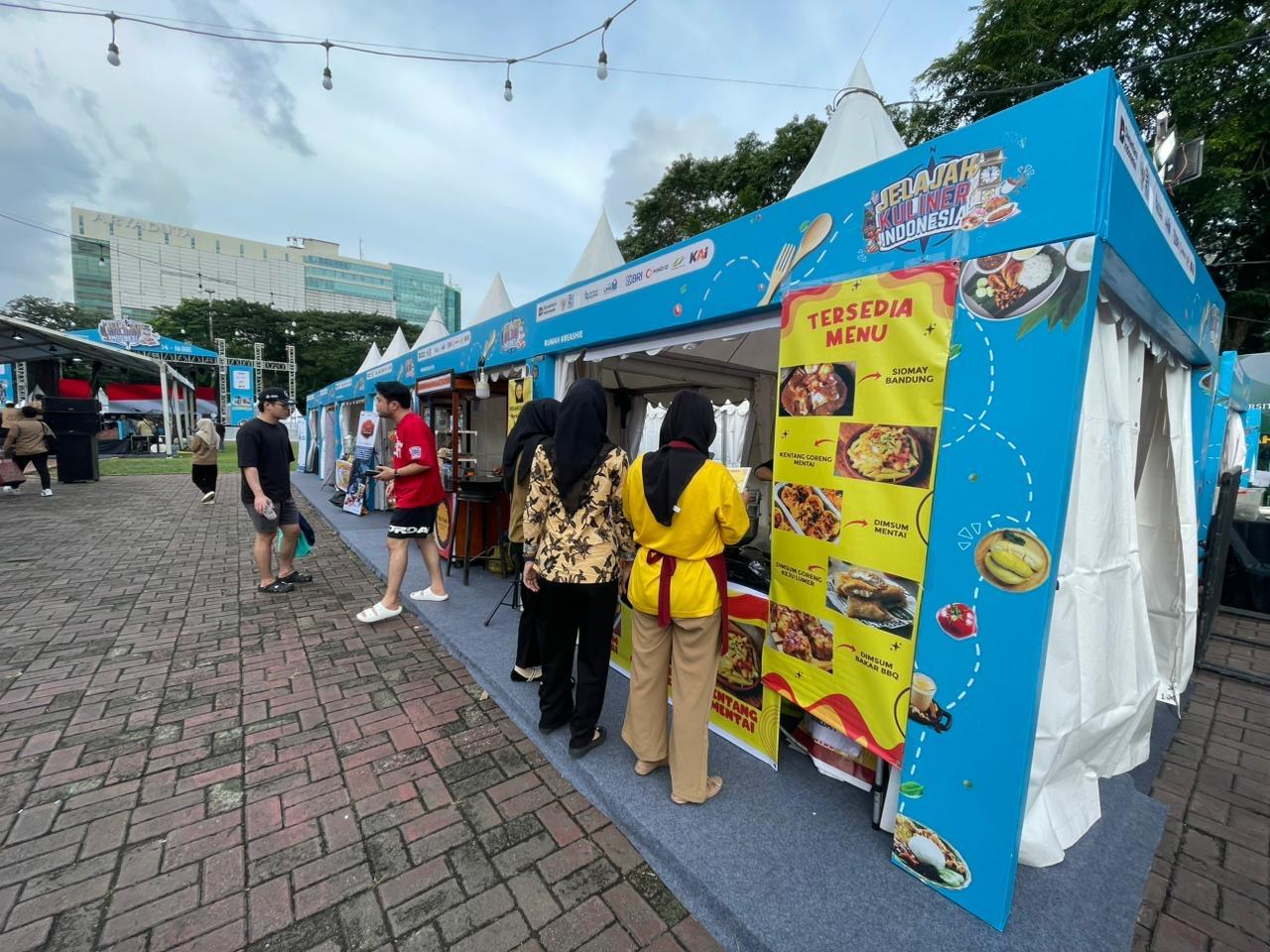 JELAJAH-KULINER-Suasana-meriah-di-area-bazar-Jelajah-Kuliner.jpg