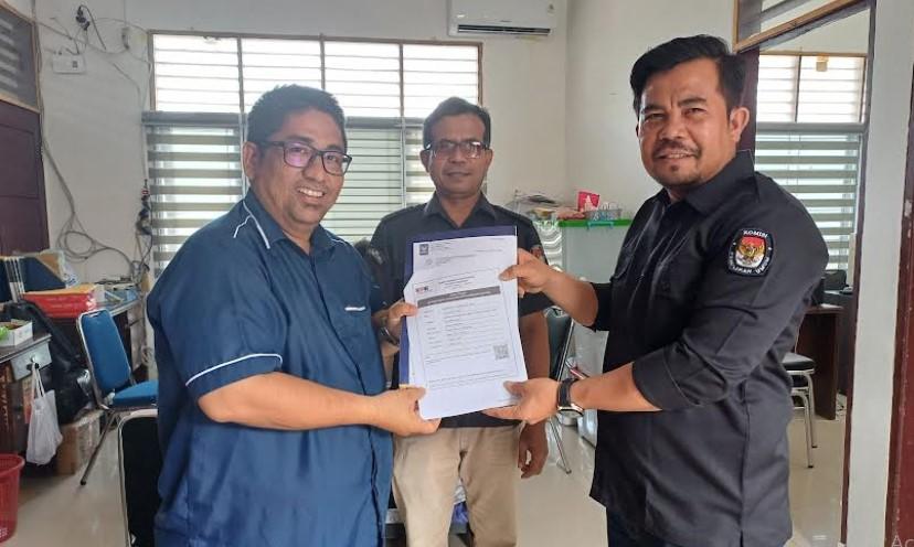 KPU-Kabupaten-Deli-Serdang-menerima-tanda-bukti-LHKPN_.jpg