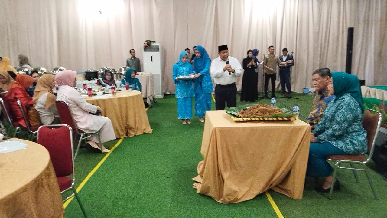 Kadis-Pertanian-Deli-Serdang-Rahman-Saleh-Dongoran-memberikan-kata-kata.jpg