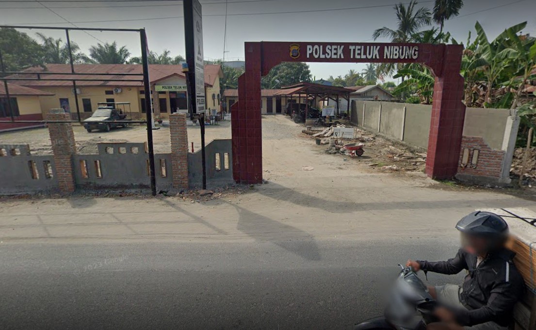 Kantor-Polsek-Teluk-Nibung.jpg