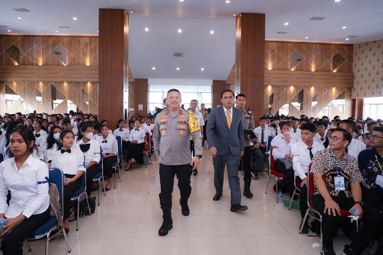 Jadi Narasumber, Kapolda Sumut Sampaikan Hal Berikut ke Mahasiswa Nomensen