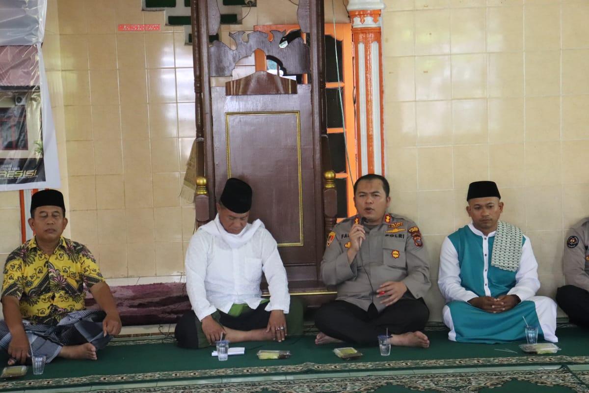 Kapolres-Langkat-AKBP-Faisal-Rahmat-Husein-jumat-curhat-langat.jpg
