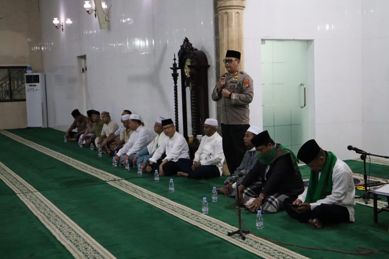 Safari Subuh di Sibuhuan Kapolres Padang Lawas Minta Jamaah Tangkal Berita Hoaks Pemecah Persatuan