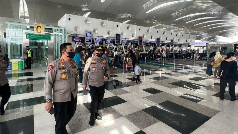 Kapolresta-Deliserdang-Kombes-Pol-Irsan-Sinuhaji-pantau-bandara-2023.jpg