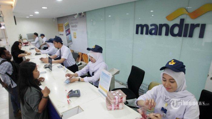 Karyawan-Bank-Mandiri.jpg