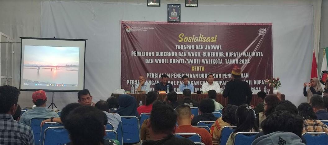 Kegiatan-sosialisasi-KPU-Dairi-dalam-mempersiapkan-pilkada-di-Ones-Hotel.jpg