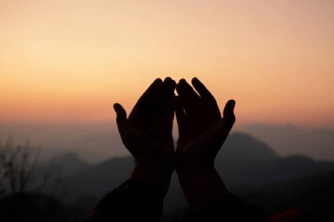 Keutamaan Ayat Seribu Dinar, Doa Terbaik Melancarkan Rezeki, Ini Bacaan Lengkapnya