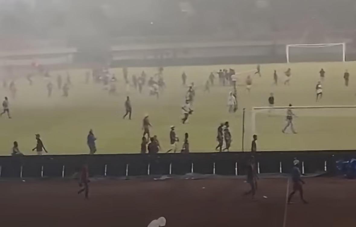 Kericuhan-muncul-usai-laga-Persipura-vs-Adhyaksa-FC-Banten-da.jpg